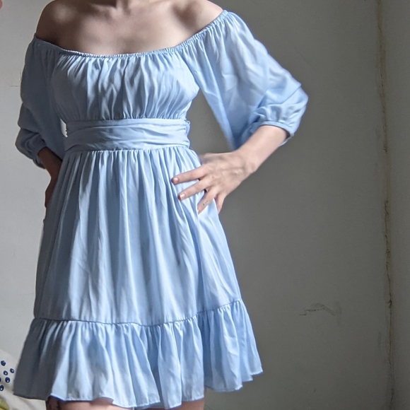 Ruffle Tie-back Dress - Kooka - Puff Sleeves - Picture 5 of 11